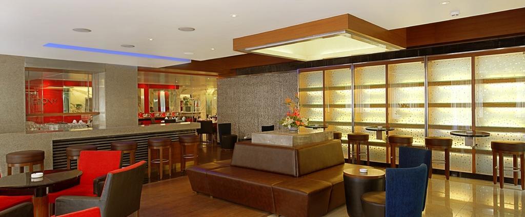 St Laurn Koregaon Park Pune Extérieur photo